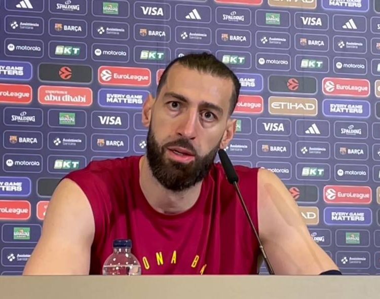 photo_5850399503821769544_y