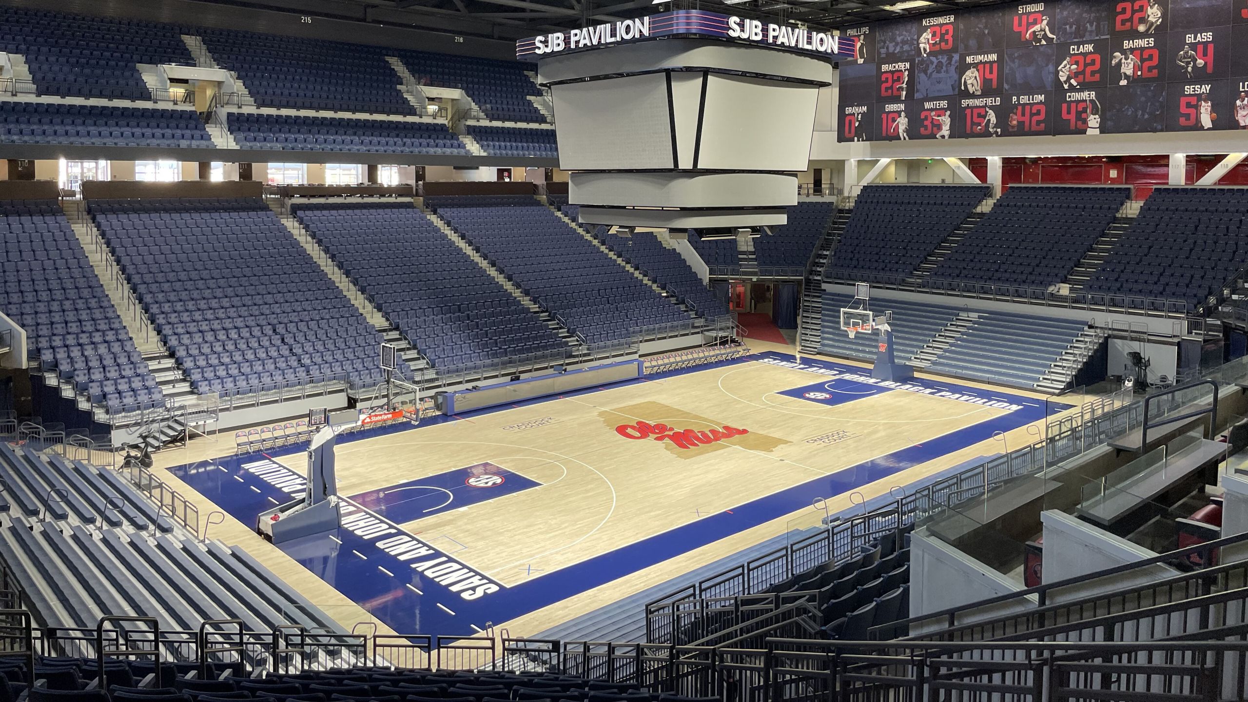 Pista del SJB Pavilion de Ole Miss, el pabellón donde jugará Ahmed Nur, en octubre de 2022