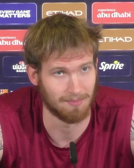 Olek Balcerowski, pívot del Barça, en la rueda de prensa previa al Barça-Olympiacos