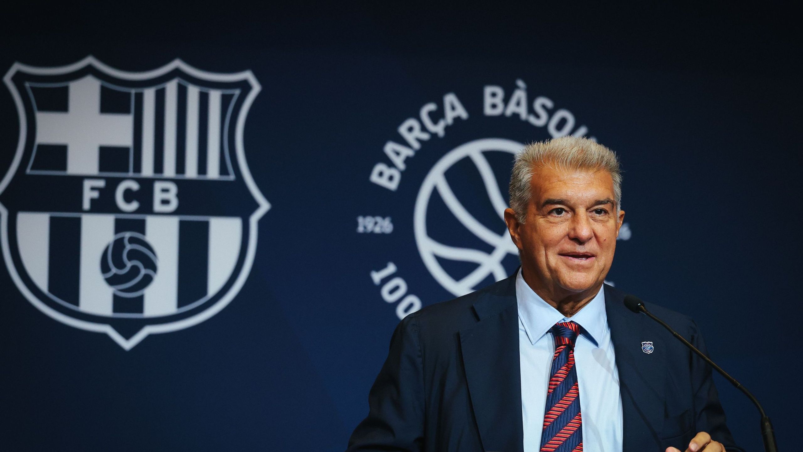 Joan Laporta habla en el acto de inicio del centenario del Barça de baloncesto en el Auditori 1899