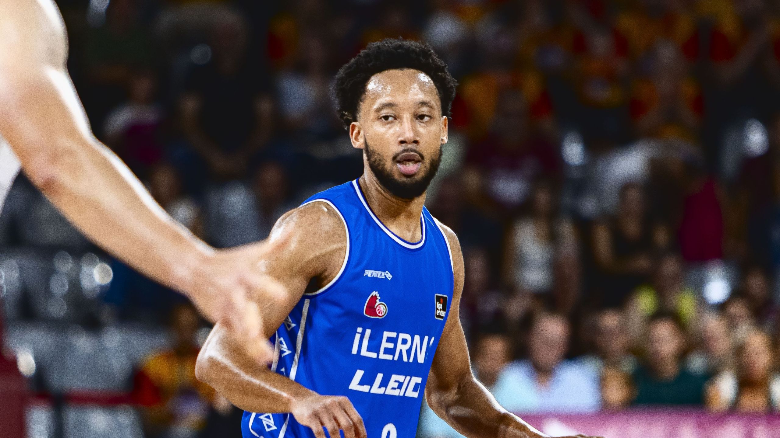 Darius McGhee, dorsal 0 del iLERNA Lleida, en el partido ante el Recoletas Salud San Pablo Burgos de la jornada 2 de la Liga Endesa