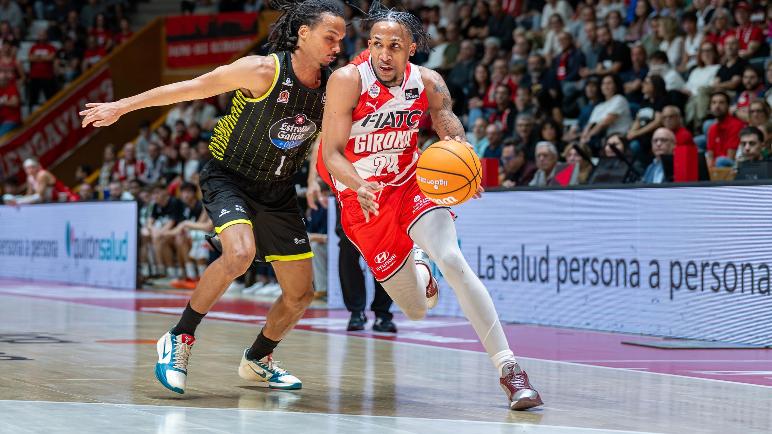 Jassel Pérez, del FIATC Girona, conduce el balón ante el Leyma Coruña en la jornada 4 de la Liga Endesa
