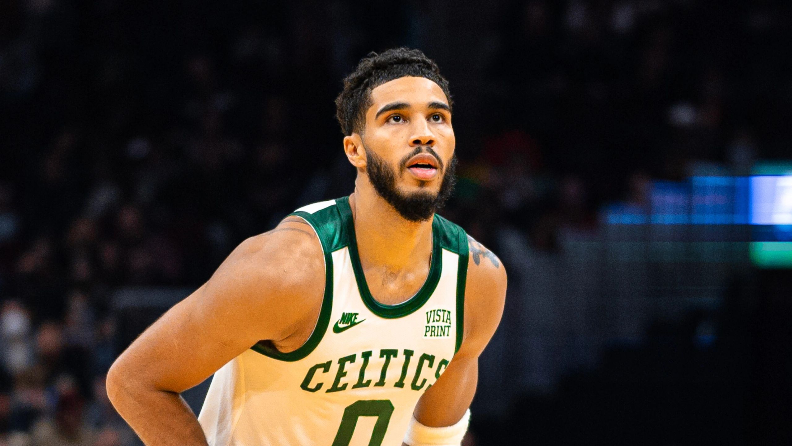 Jayson Tatum, con la camiseta de los Boston Celtics, en un partido en Cleveland en noviembre de 2021