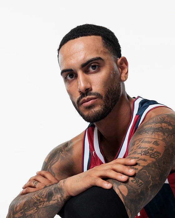 Markus Howard, dorsal 0 del Kosner Baskonia, en la sesión de fotos oficial de la Liga Endesa 2026-27