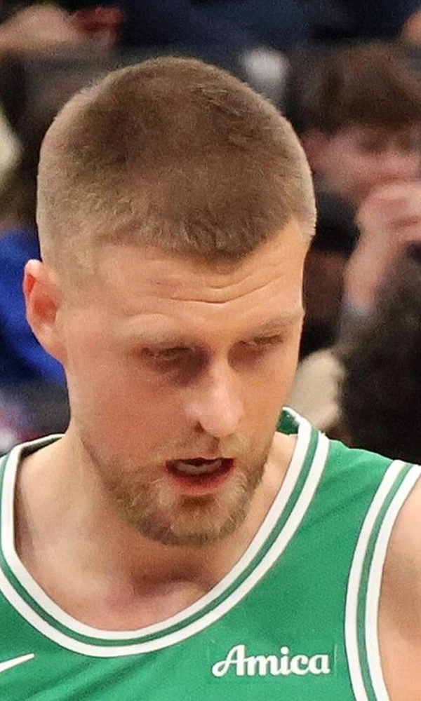 Porziņģis salud: el pívot letón con los Boston Celtics en diciembre de 2024