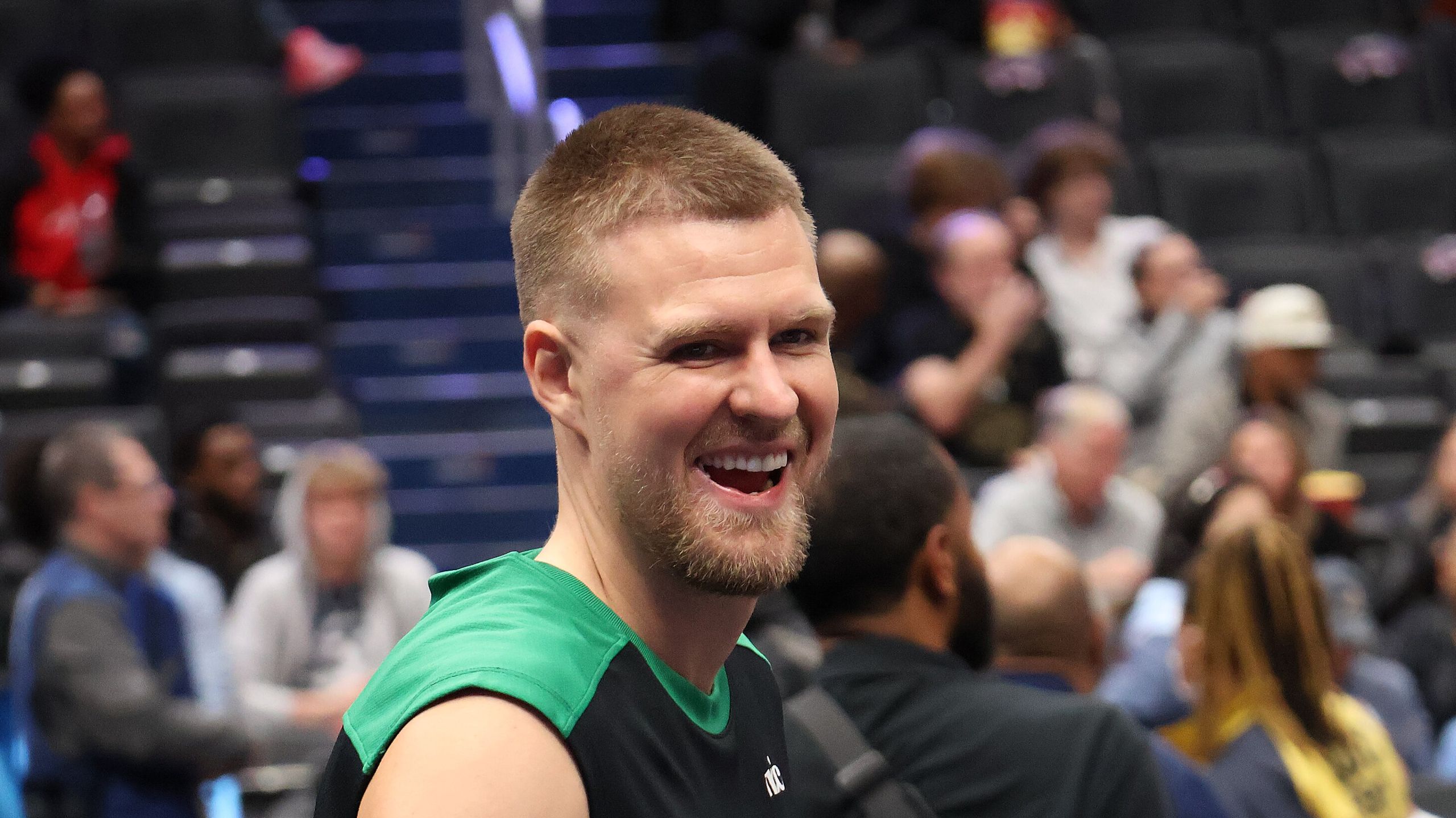 Kristaps Porziņģis con los Boston Celtics en diciembre de 2024