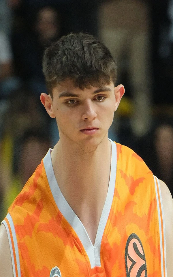 Sergio de Larrea, con Valencia Basket en enero de 2026